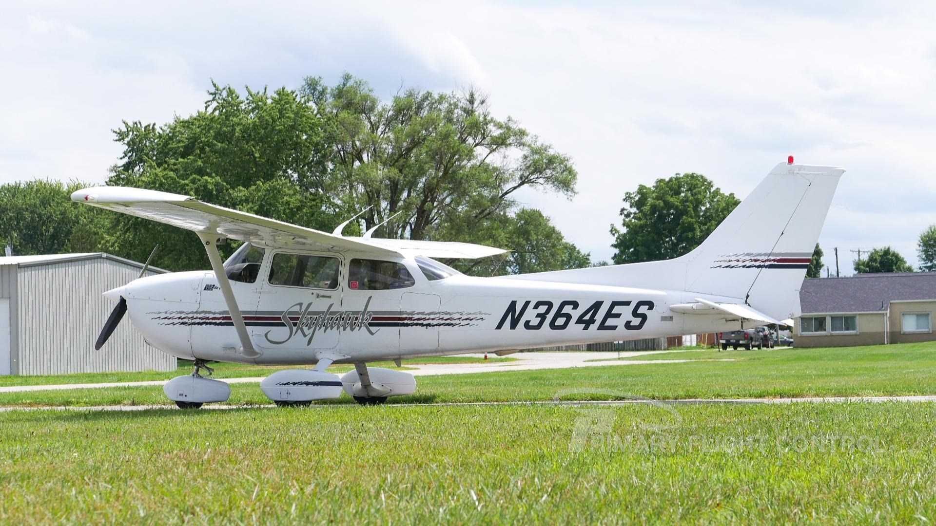 Airplane For Sale 1997 Cessna 172SP